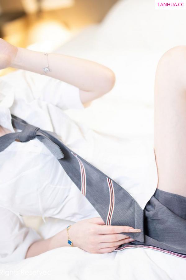 新人模特美桃酱 JK制服清纯甜美